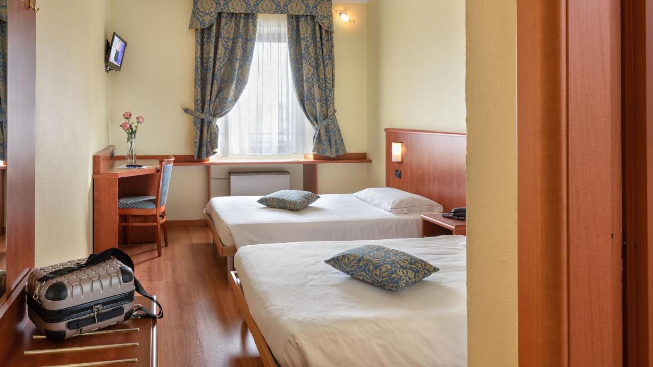 Hotel Postumia Доссобуоно Экстерьер фото