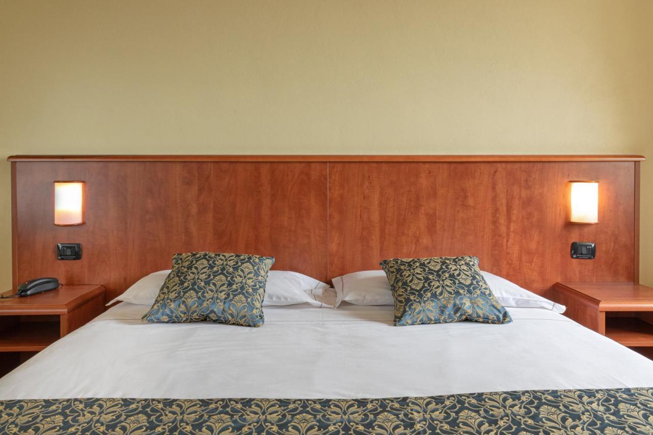 Hotel Postumia Доссобуоно Экстерьер фото