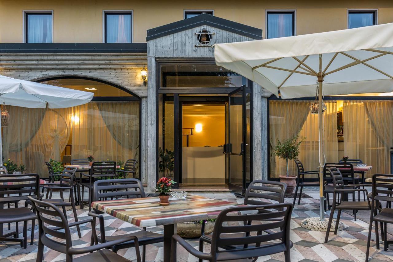 Hotel Postumia Доссобуоно Экстерьер фото