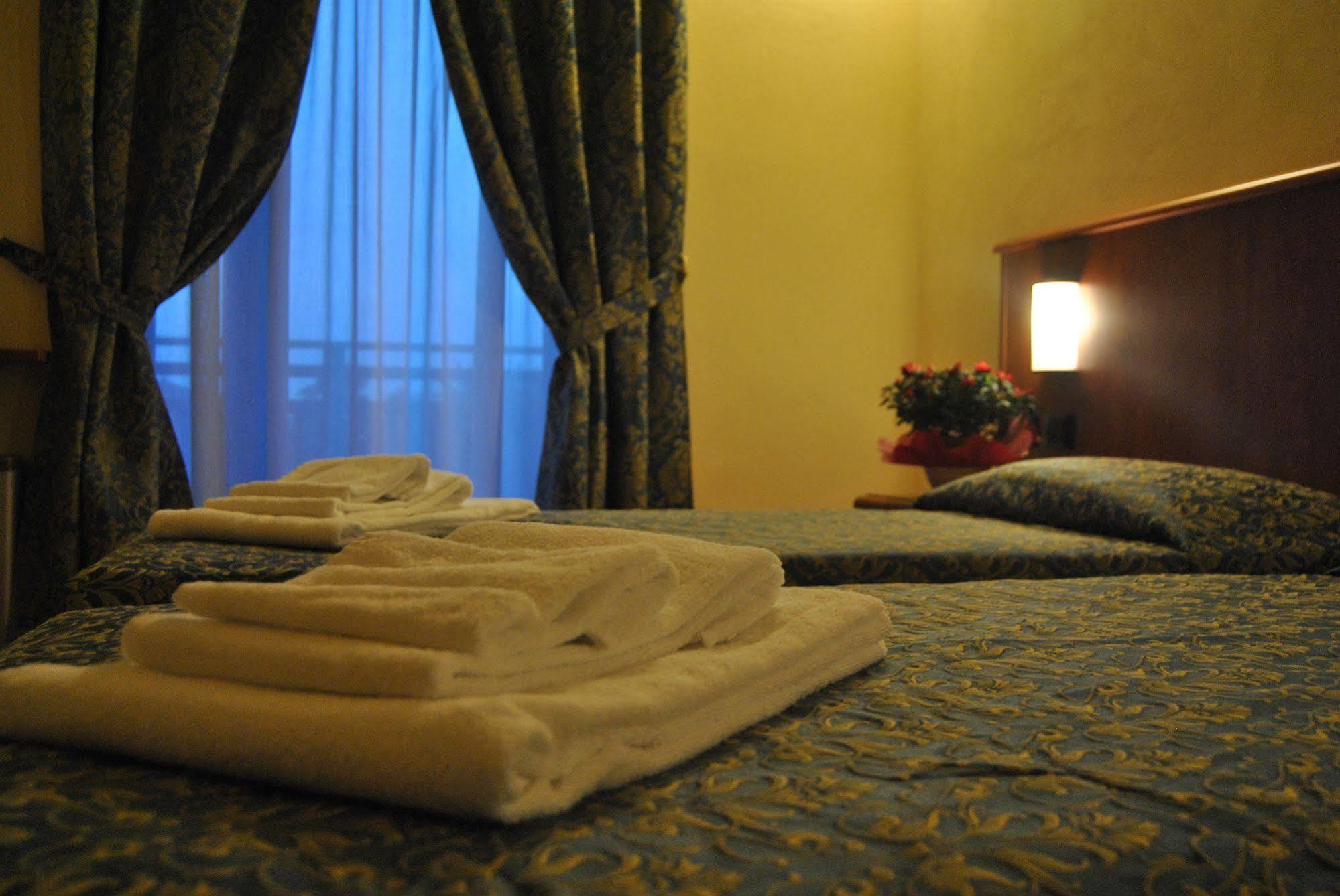 Hotel Postumia Доссобуоно Экстерьер фото