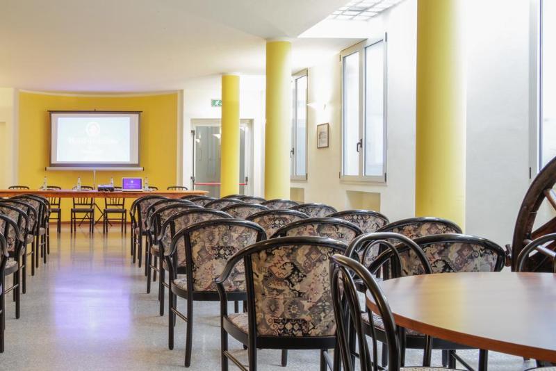 Hotel Postumia Доссобуоно Экстерьер фото