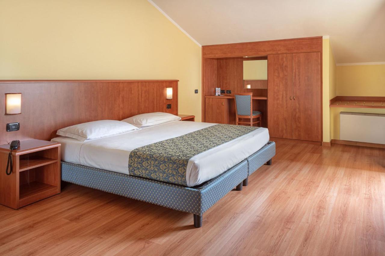 Hotel Postumia Доссобуоно Экстерьер фото