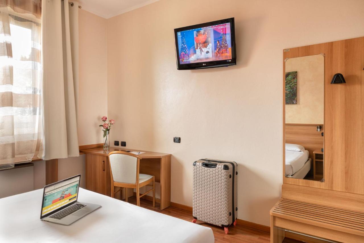 Hotel Postumia Доссобуоно Экстерьер фото